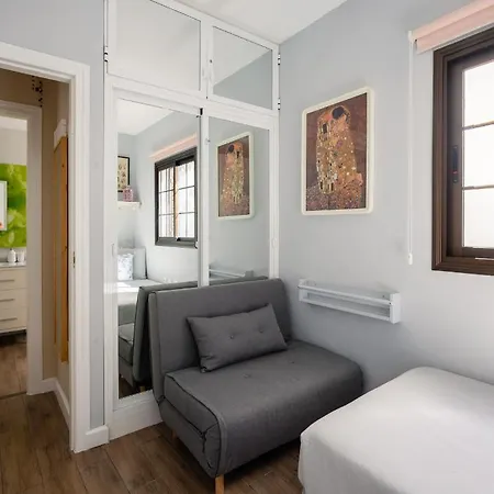 Pearl Of Nature: Serenity By The Sea Azano