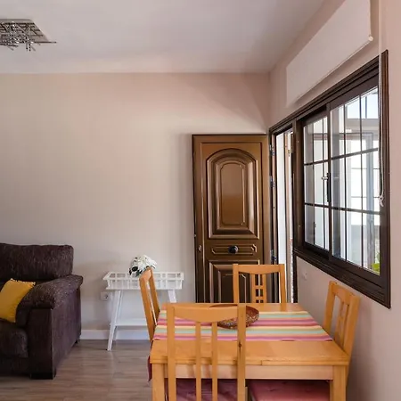 Pearl Of Nature: Serenity By The Sea Lejlighed Azano