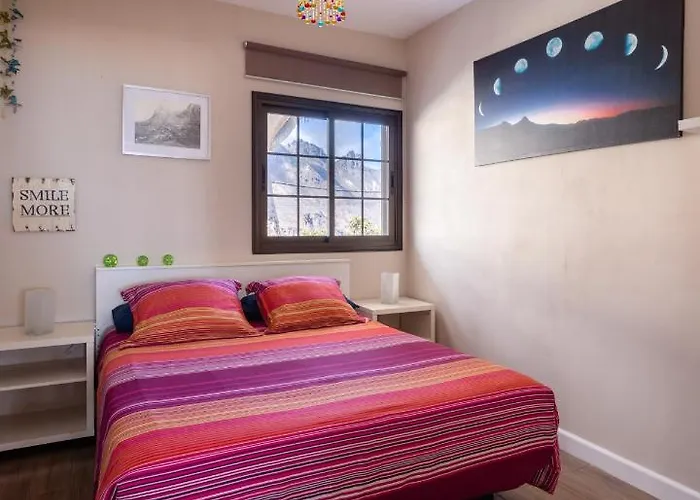 Pearl Of Nature: Serenity By The Sea Apartman Azano