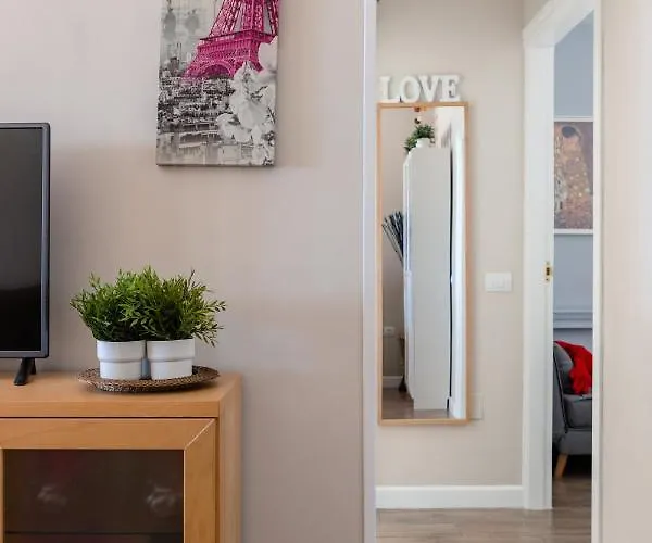 Pearl Of Nature: Serenity By The Sea Apartman